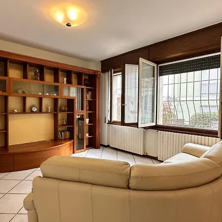 Casa Mila ديسينسانو ديل غاردا